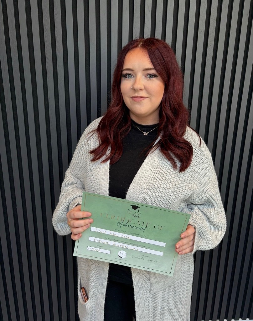 Lily Hewitson - Eyelash Extensions Graduate